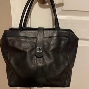 Chanel Vintage Turnlock Tote